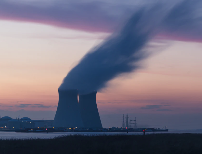 Advanced Nuclear Reactors Technology Overview and Current Issues