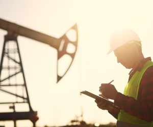 6 Trends To Watch in the Oil and Gas Industry in 2023